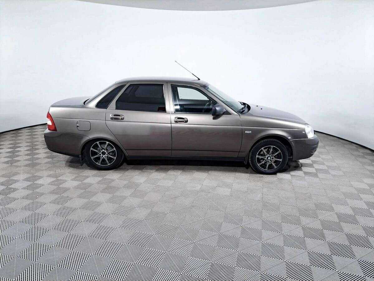 Lada (ВАЗ) Priora, 2017 - фото №4