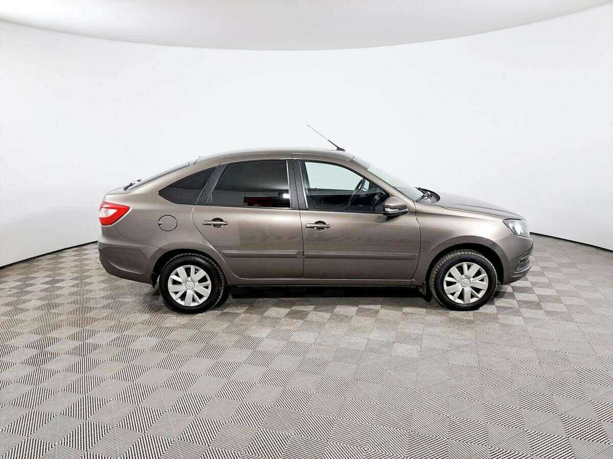 Lada (ВАЗ) Granta, 2019 - фото №4