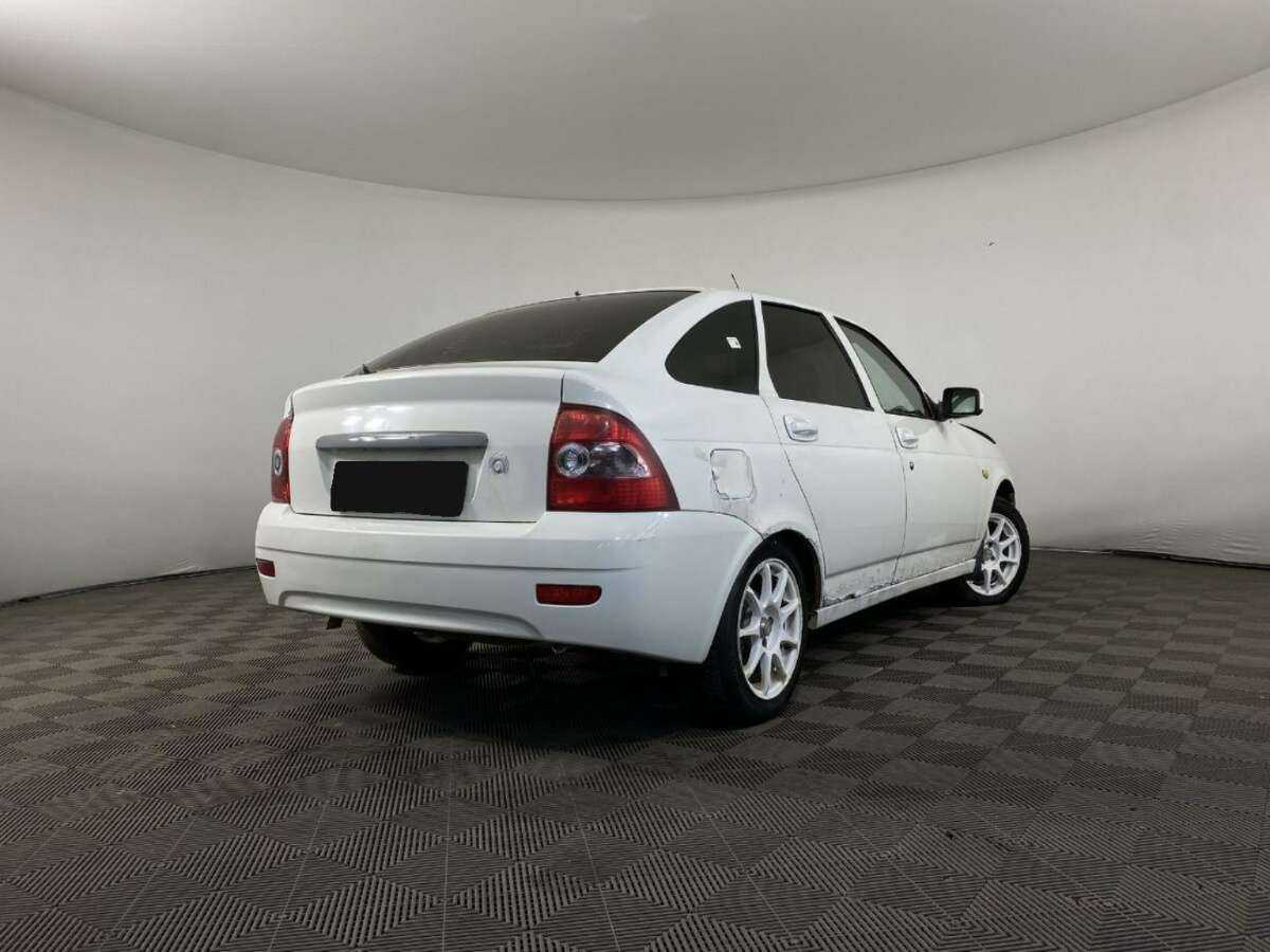 Lada (ВАЗ) Priora, 2011 - фото №4