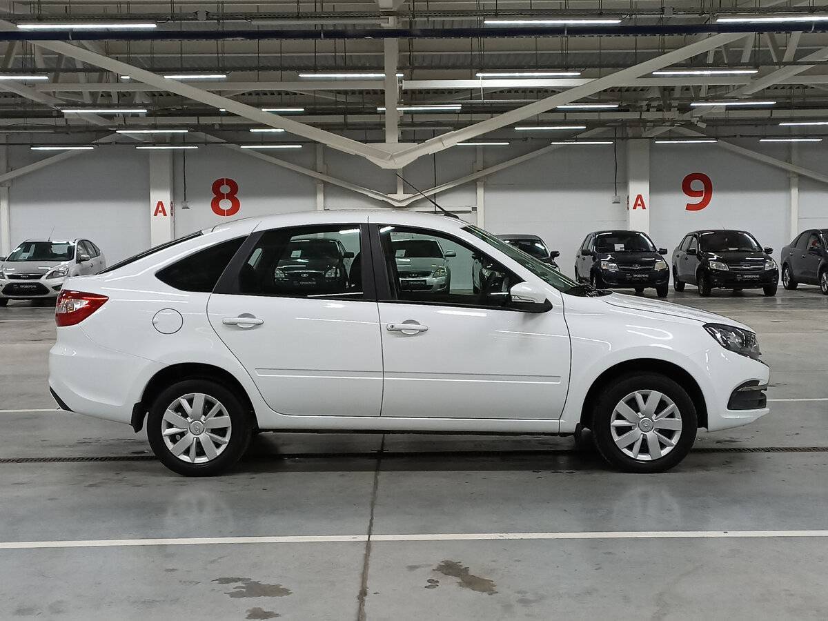 Lada (ВАЗ) Granta, 2023 - фото №4